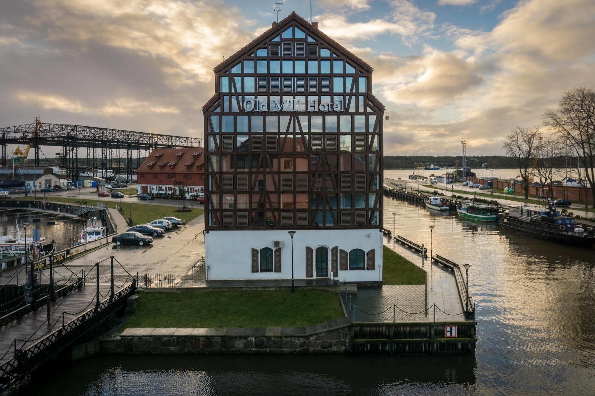 Old Mill Hotel كلابيدا المظهر الخارجي الصورة